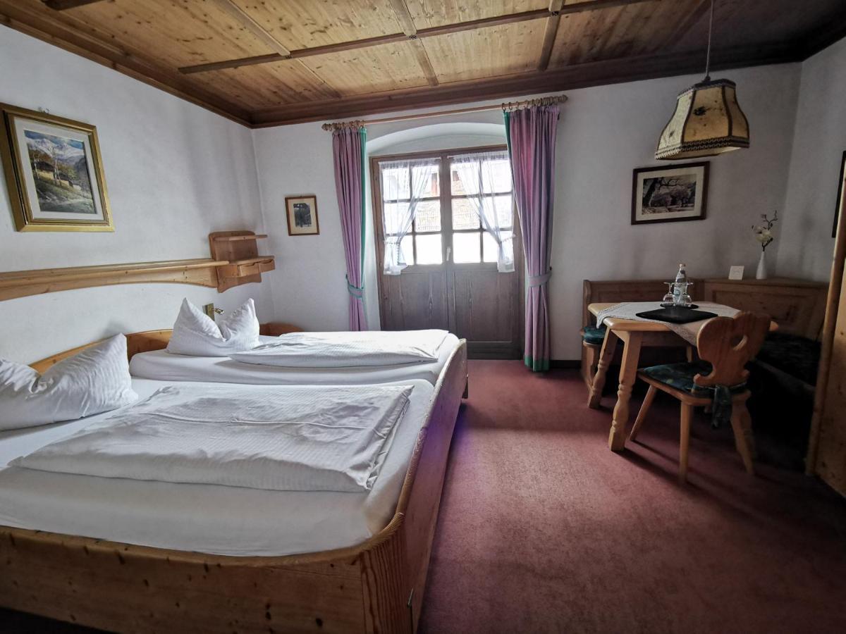 Gasthof & Hotel Zur Post Wallgau Kültér fotó