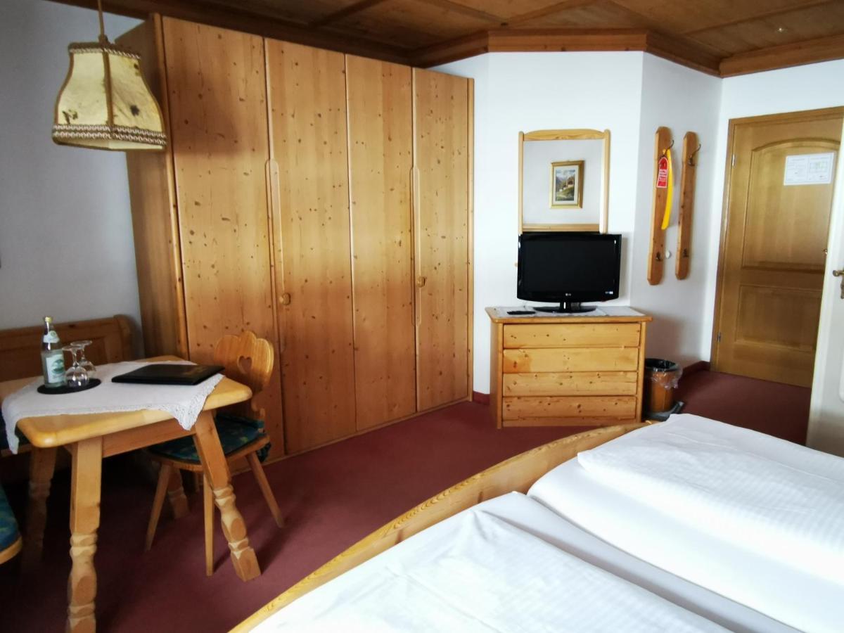 Gasthof & Hotel Zur Post Wallgau Kültér fotó